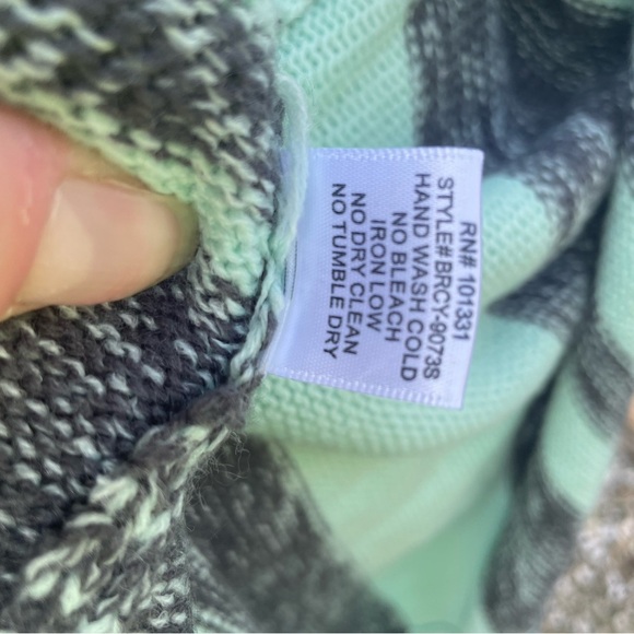 Charlotte Russe Aqua and Charcoal Striped Open Front Sweater - Picture 3 of 4